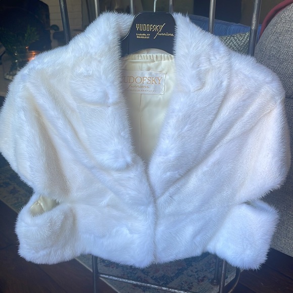 White mink bolero - Picture 5 of 6